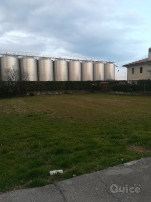 Terreno residenziale a Vazzola foto-8240