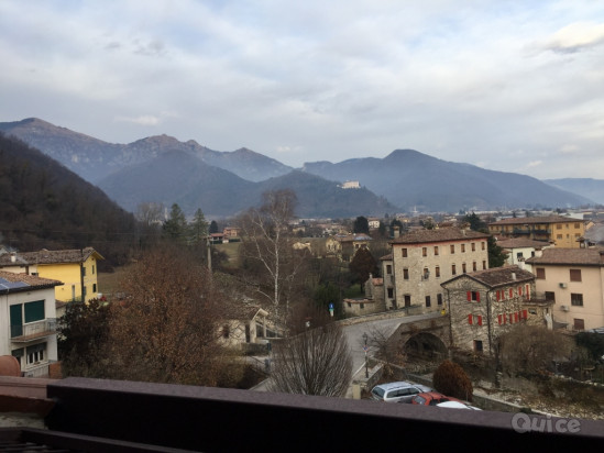 Appartamento mansardato travato a vista foto-1028