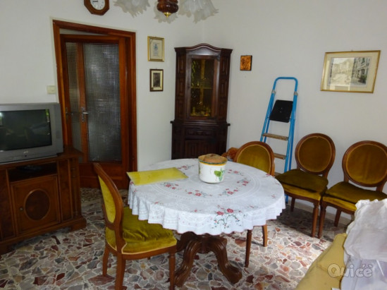 Porzione su tre livelli con scoperto - V1354 foto-8311