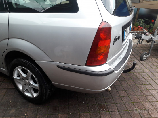 Ford Focus 1.8 SW con gancio da traino omologato foto-68666