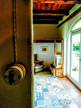 Rustico con ampio terreno di proprietà foto-72461