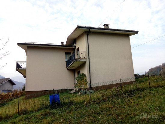 CASA SINGOLA IN POSIZIONE PANORAMICA E ASSOLATA foto-72968