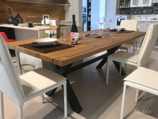 Cucina Oriente completa di tavolo foto-94595