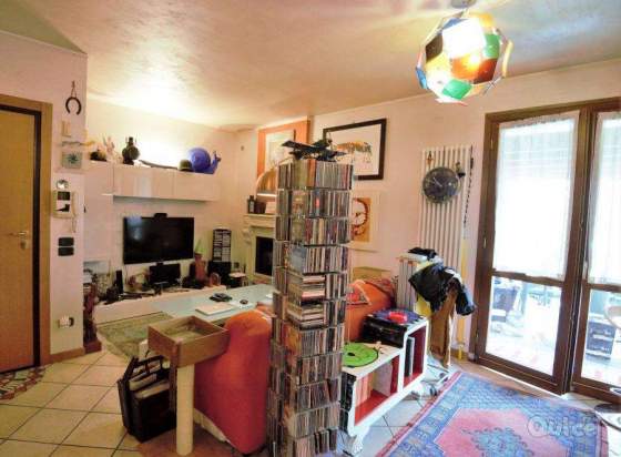 MERAVIGLIOSO DUE CAMERE CON GIARDINO PRIVATO a Treviso foto-108025