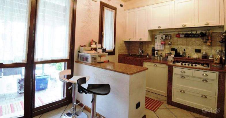 MERAVIGLIOSO DUE CAMERE CON GIARDINO PRIVATO a Treviso foto-108028