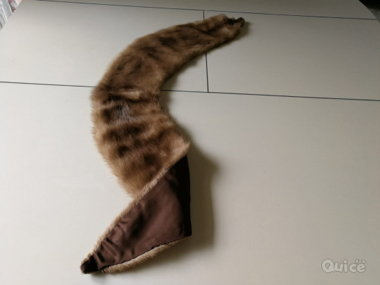  Vendo colli visone selvatico da usare come copricollo o su giubbotti foto-15428