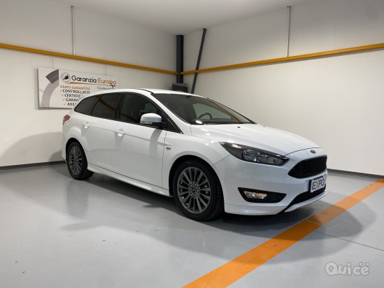 Ford Focus ST Line sw foto-131335