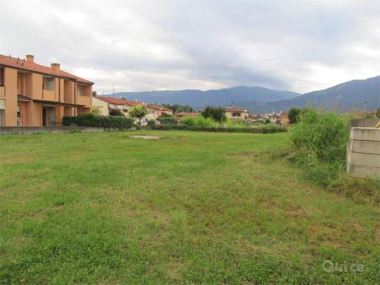 TERRENI EDIFICABILI a Colle Umberto foto-13728