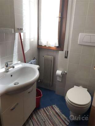 UFFICIO-NEGOZIO a Meschio a Vittorio Veneto foto-13792