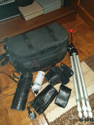 Macchina fotografica CONTAX 139 QUARTZ   VARI ACCESSORI  foto-163793