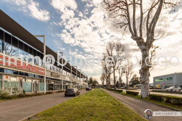 COMODISSIMO SPAZIO COMMERCIALE DIREZIONALE 240 MQ a Spresiano foto-171275