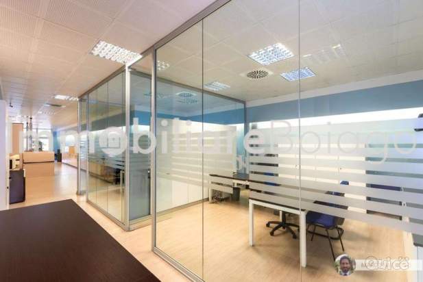 COMODISSIMO SPAZIO COMMERCIALE DIREZIONALE 240 MQ a Spresiano foto-171270