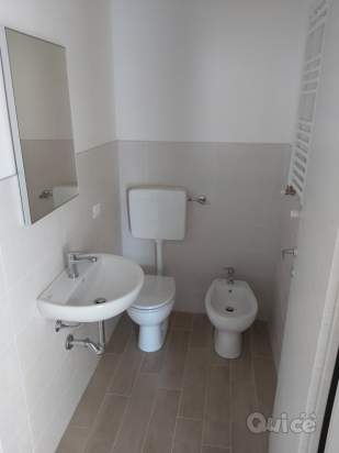 Negozio in affitto a Carpi (MO) foto-177049