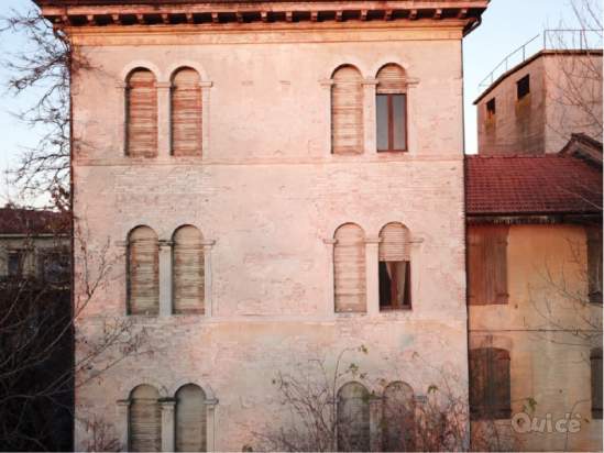 Palazzo in vendita a Correggio (Reggio nell'Emilia) foto-179779