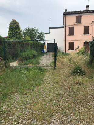 Casa a schiera in vendita a Novi di Modena (Modena) foto-180000