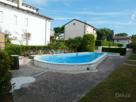 JESOLO APPARTAMENTO IN PICCOLO RESIDENCE CON PISCINA  foto-1449