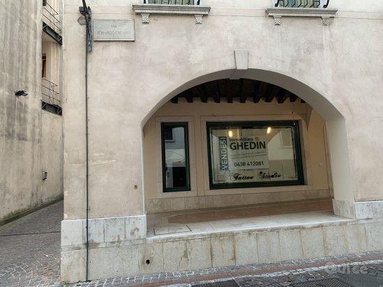 Negozio in zona di pregio storico foto-16587