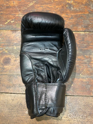 GUANTONI IN VERA PELLE KICK BOXING 8 E 12 ONCE foto-1501