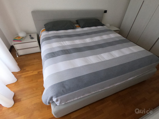 LETTO IMBOTTITO completo di rete e materasso foto-16834