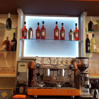 VENDESI ATTIVITAì DI BAR MOLTO BEN AVVIATA foto-16855