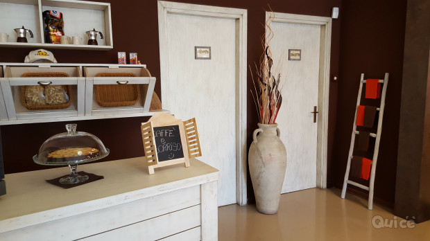 VENDESI ATTIVITAì DI BAR MOLTO BEN AVVIATA foto-16863