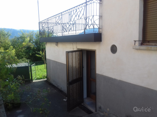 Casa singola composta da 3 appartamenti foto-212505