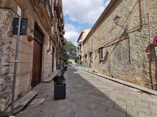 Palazzo in vendita a Palermo (PA) foto-230503