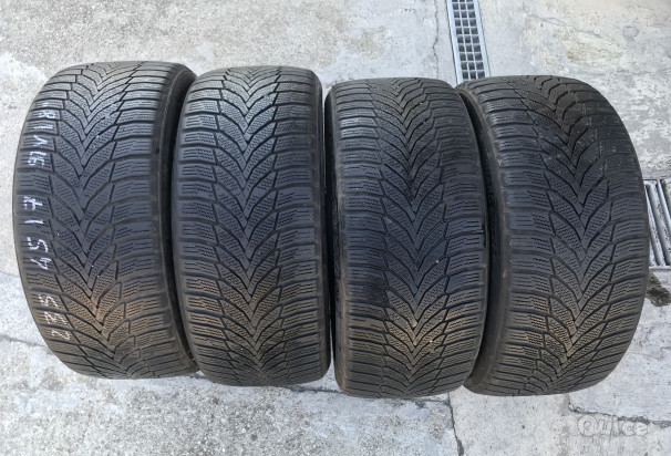Gomme seminuove al 90% estive e invernali dal R14 al R22 di varie misure  foto-234309
