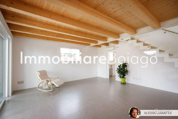 Singola da sogno con 1000 mq di giardino privato a Casier foto-241196