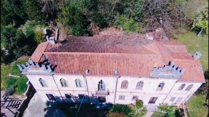 Villa in vendita a Piovene Rocchette (Vicenza) foto-242230