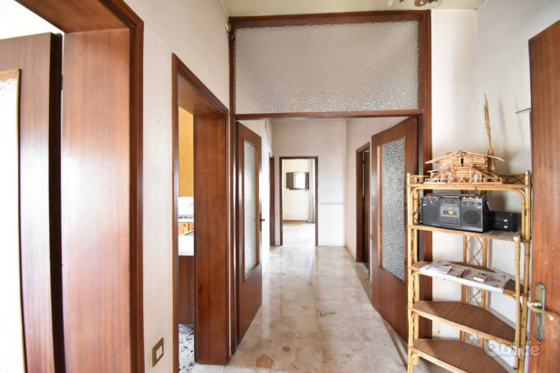 Breda di Piave, casa e negozio foto-248053