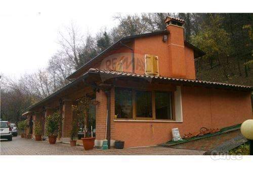 FZ427 VILLA SINGOLA/RUSTICO CON PARCO DA SOGNO a Follina foto-257461