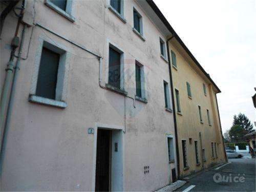 Casa singola di notevole metratura a Pieve di Soligo foto-257497