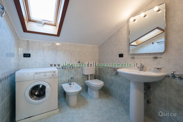 Lignano, appartamento trilocale mansardato tra il centro e la spiaggia foto-267046