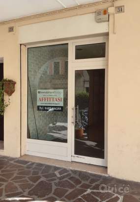 Negozio in zona di forte passaggio a Treviso foto-31695