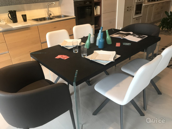 Tavolo da pranzo modello Concrete foto-322