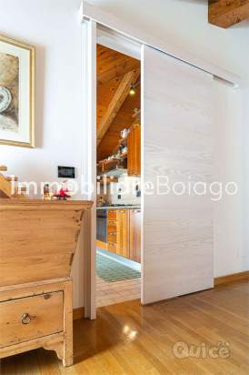 LUMINOSISSIMO ATTICO TRICAMERE A PONZANO VENETO a Ponzano Veneto foto-289495