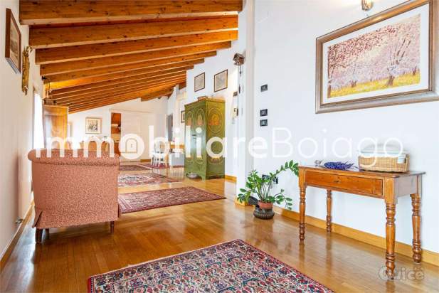 LUMINOSISSIMO ATTICO TRICAMERE A PONZANO VENETO a Ponzano Veneto foto-289487