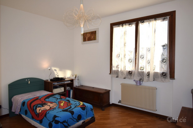 APPARTAMENTO PIANO TERRA SPRESIANO foto-2057