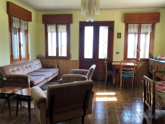 Vendiamo CASA CON GIARDINO Ex B&B a Cappella M. a Cappella Maggiore foto-306699