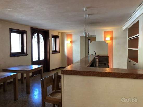 Vendiamo RISTORANTE-TRATTORIA con Abitazione a Vittorio Veneto foto-306965
