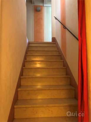 Vendiamo RISTORANTE-TRATTORIA con Abitazione a Vittorio Veneto foto-306976