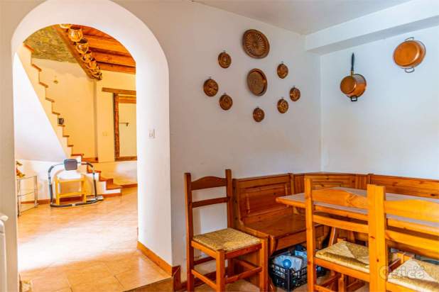 RUSTICO RISTRUTTURATO IN BORGO a Tarzo foto-310591