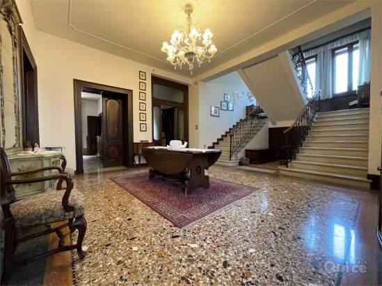 SPLENDIDA VILLA A VITTORIO VENETO a Vittorio Veneto foto-313802