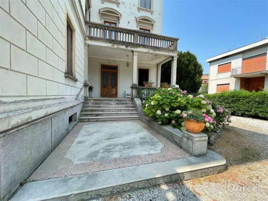SPLENDIDA VILLA A VITTORIO VENETO a Vittorio Veneto foto-313799