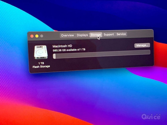 MacBook Pro da 15 pollici con Touch Bar foto-319348