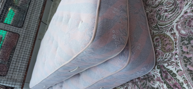 N.2 materassi singoli mis. 80 foto-319530