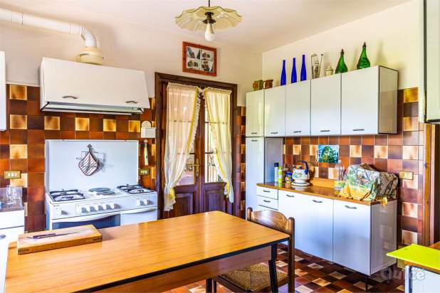 SPLENDIDO RUSTICO IN ZONA PANORAMICA A TARZO a Tarzo foto-321628