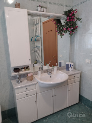 Vendo mobile per bagno usato in buone condizioni foto-38170
