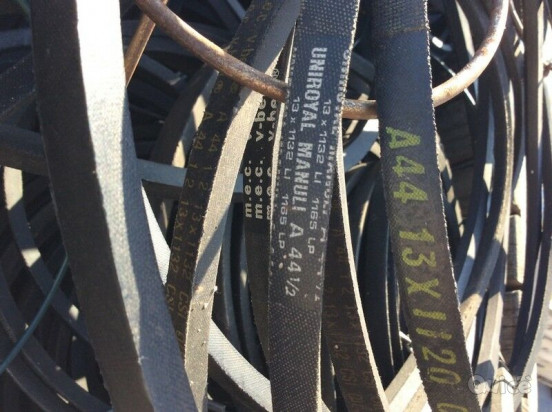 Cinghie per trattori e macchine agricole foto-332351